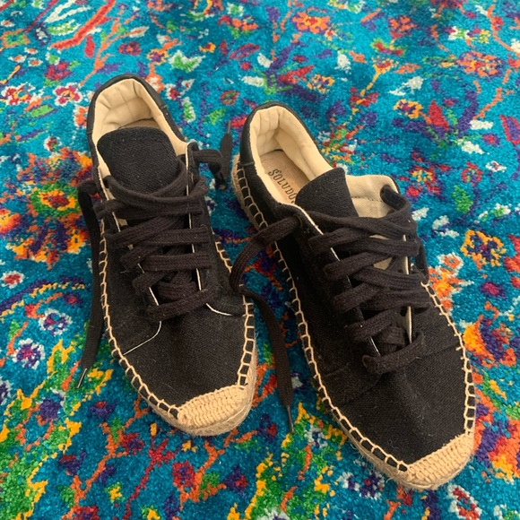 Never worn too small re-posh. Soludos brand super cute espadrilles. Black. - Picture 2 of 5